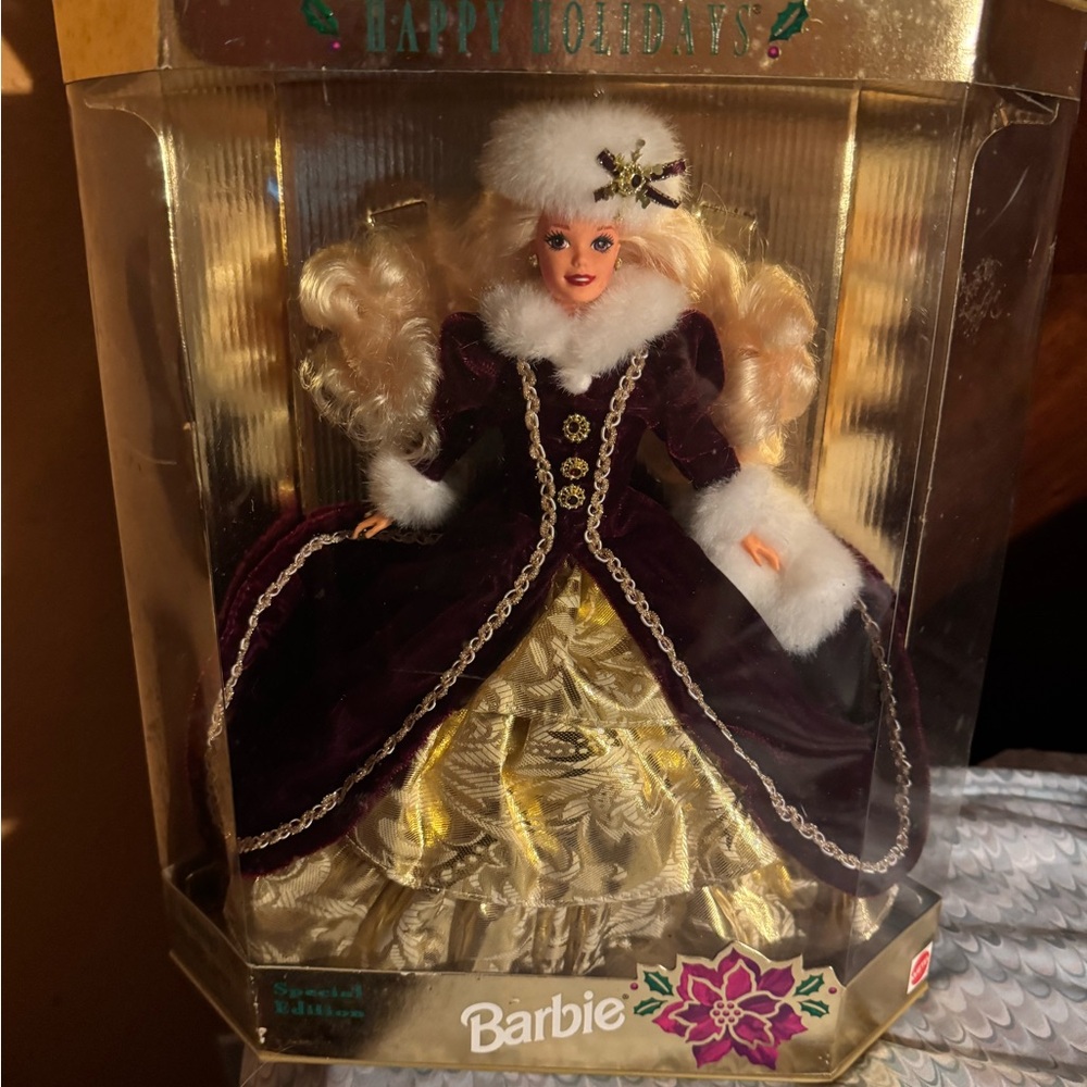 1996 holiday Christmas Barbie in Rich Gold Gown